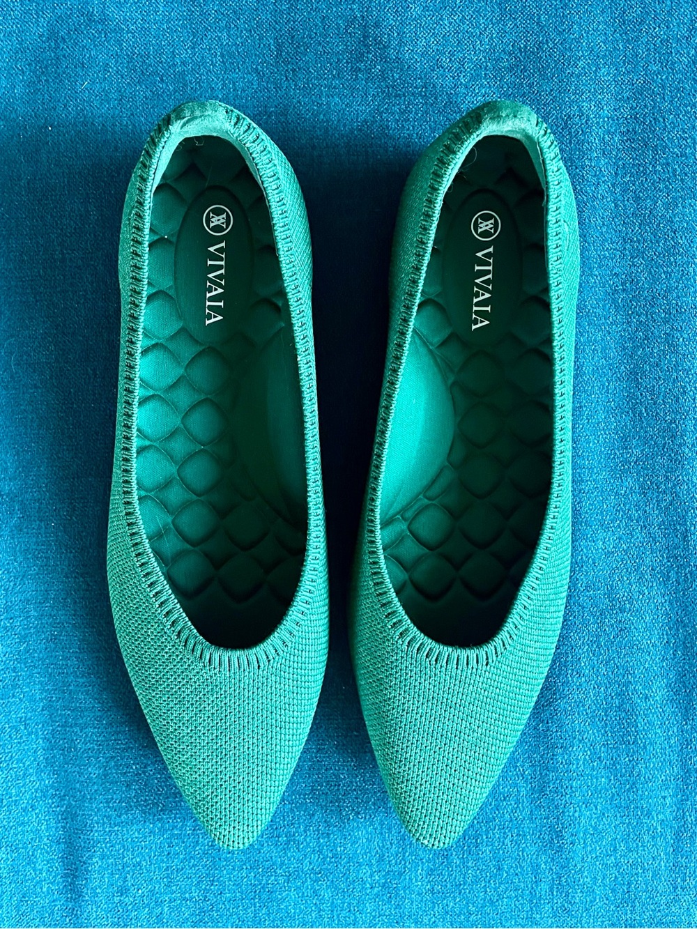 Vivaia pointed toe ballet 
Aria cloudwalker forest green
washable!